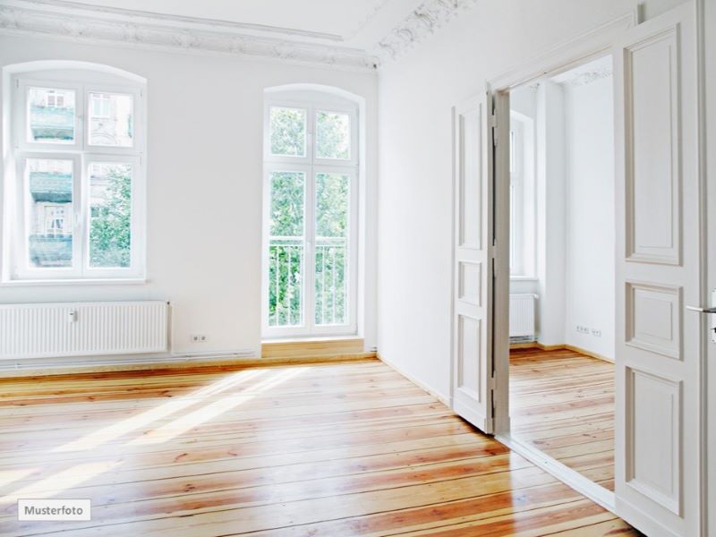 Zwangsversteigerung Augsburg, Bergiusstr.