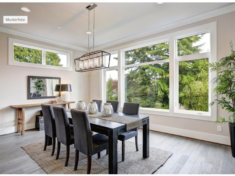 Zwangsversteigerung Haßfurt, Dr.-Ambundi-Str.